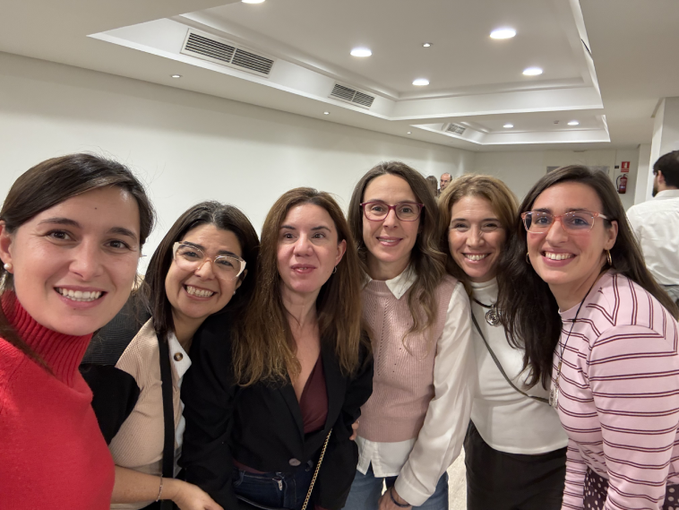Foto con alumnas